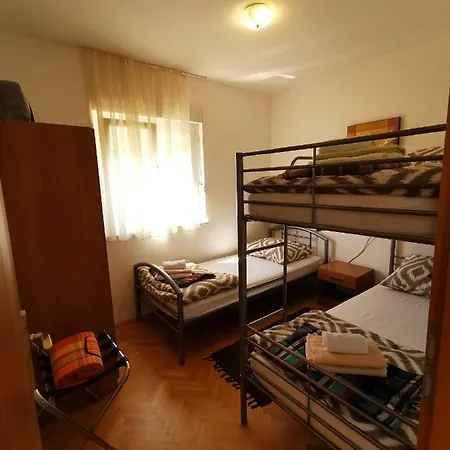 Vila Businci Silva A5 * تروغير